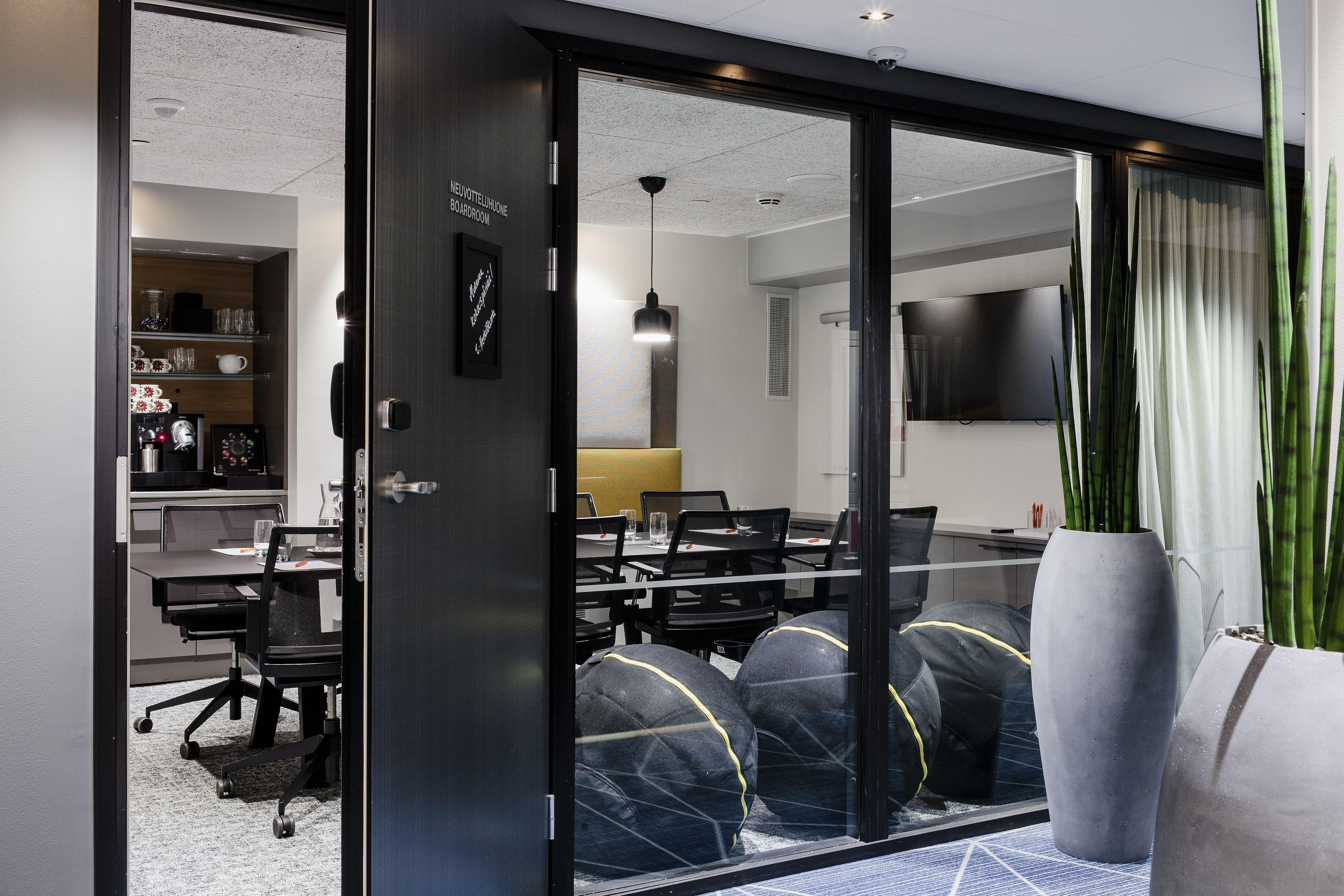 Hotel Indigo Helsinki-Boulevard By Ihg Exterior photo